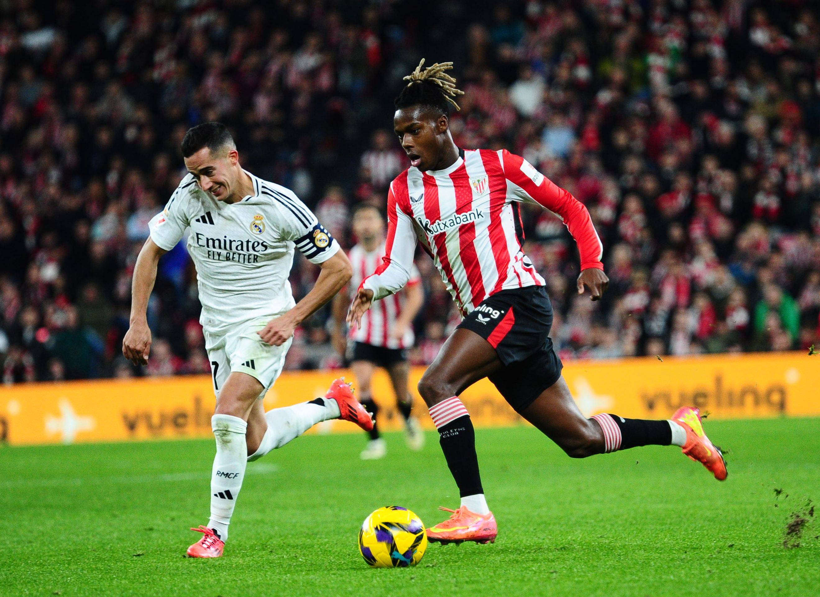 球迷：他今天是无敌状态